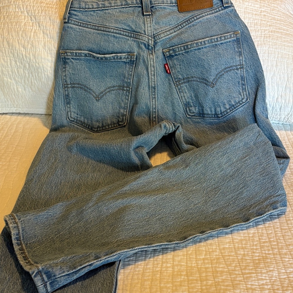 Levi's Women's High Rise Blue Jeans